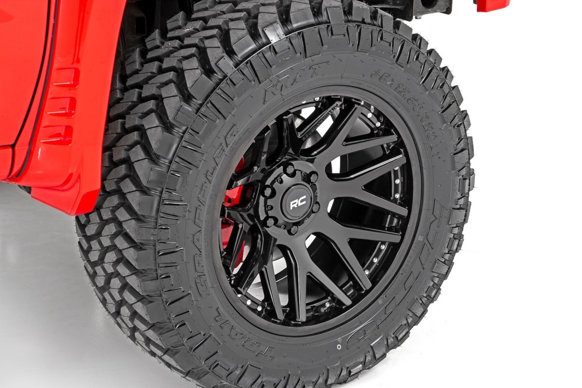 GMC K25/K2500 Pickup Wheel - Rough Country - One-Piece | 20x10 | 6x5.5 | -25mm - Gloss Black - '70-'72